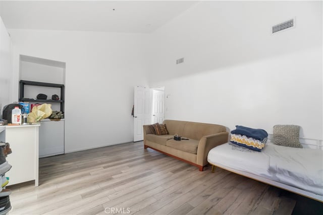 12120 Terra Bella, Pacoima, CA 91331 — photo 23 of 39