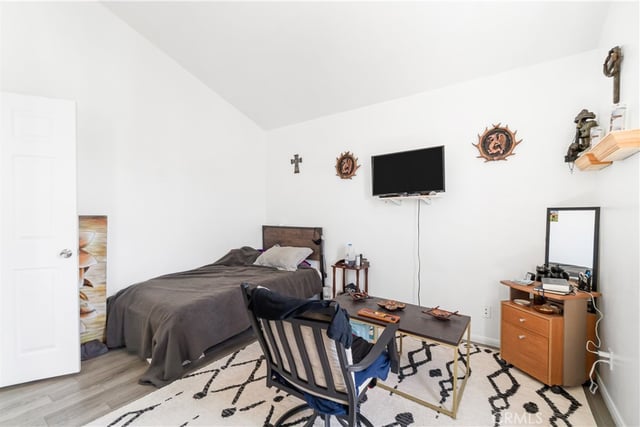 12120 Terra Bella, Pacoima, CA 91331 — photo 31 of 39