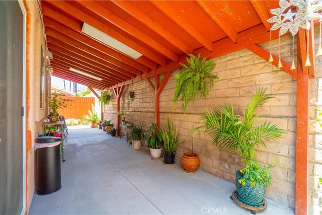 12120 Terra Bella, Pacoima, CA 91331 — photo 33 of 39