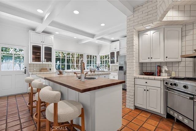 126 N Rossmore, Los Angeles, CA 90004 — photo 13 of 50