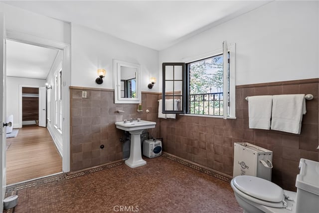126 N Rossmore, Los Angeles, CA 90004 — photo 26 of 50