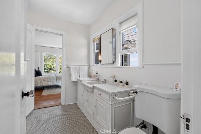 126 N Rossmore, Los Angeles, CA 90004 — photo 37 of 50
