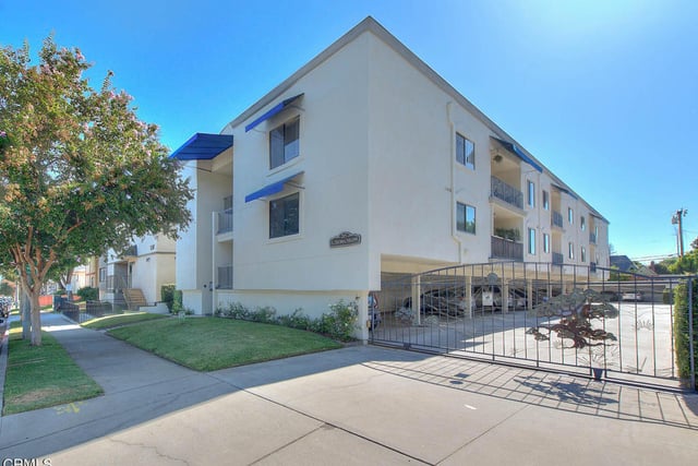 285 S Sierra Madre Boulevard E, Pasadena, CA 91107 — photo 14 of 18