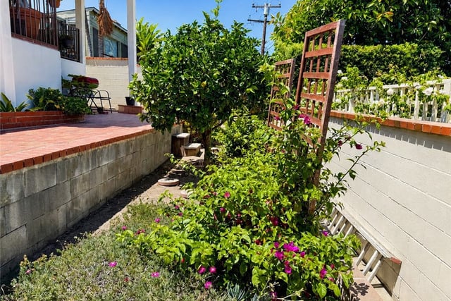 5138 Southridge, Los Angeles, CA 90043 — photo 37 of 40