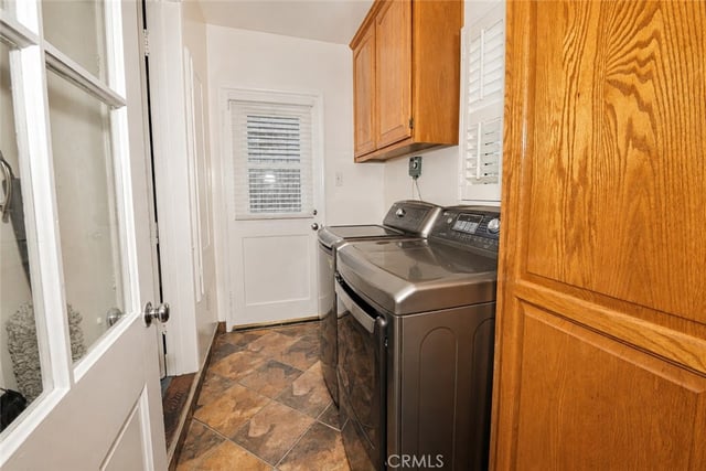5138 Southridge, Los Angeles, CA 90043 — photo 7 of 40