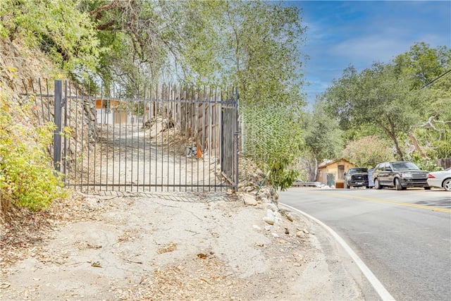 12047 Kagel Canyon, Sylmar, CA 91342 — photo 9 of 17
