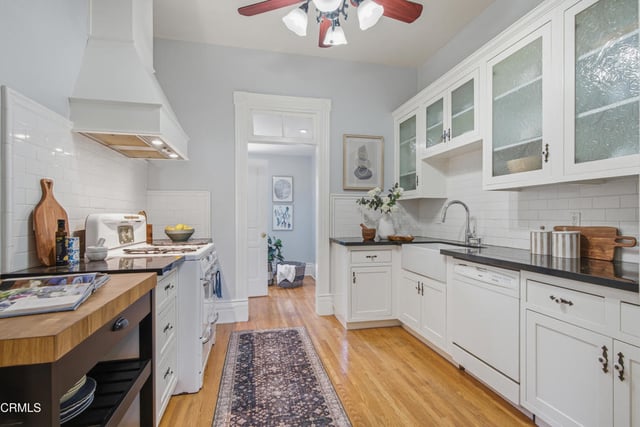 703 S Primrose Avenue, Monrovia, CA 91016 — photo 14 of 37