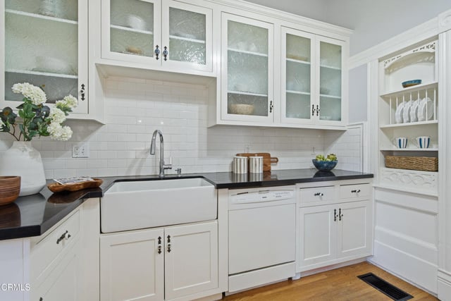 703 S Primrose Avenue, Monrovia, CA 91016 — photo 17 of 37