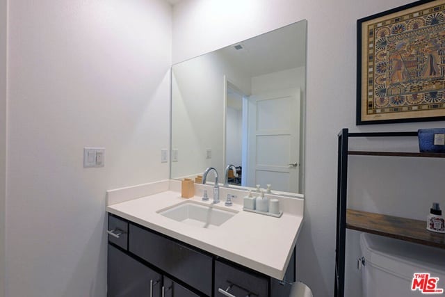 4820 Bellflower Avenue 206, North Hollywood, CA 91601 — photo 17 of 25