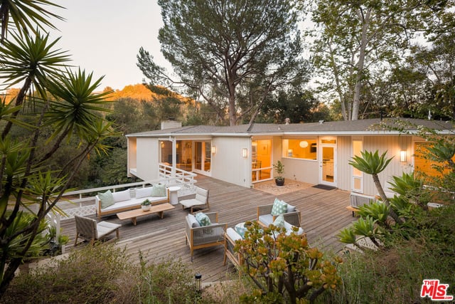 2275 Bowmont Drive, Los Angeles, CA 90210 — photo 12 of 37