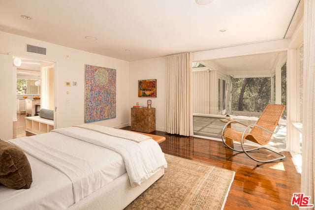2275 Bowmont Drive, Los Angeles, CA 90210 — photo 33 of 37