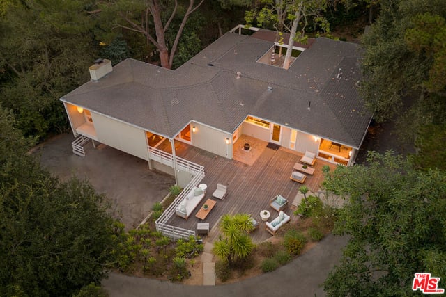 2275 Bowmont Drive, Los Angeles, CA 90210 — photo 9 of 37