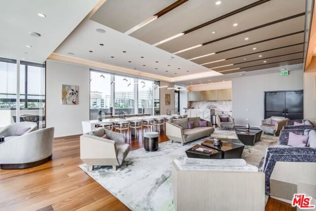 889 Francisco Street 2210, Los Angeles, CA 90017 — photo 19 of 39