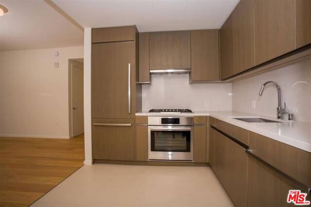 889 Francisco Street 2210, Los Angeles, CA 90017 — photo 4 of 39