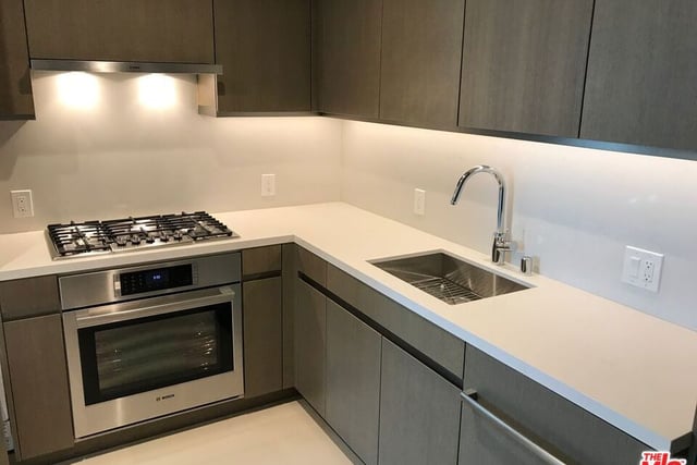 889 Francisco Street 2210, Los Angeles, CA 90017 — photo 7 of 39
