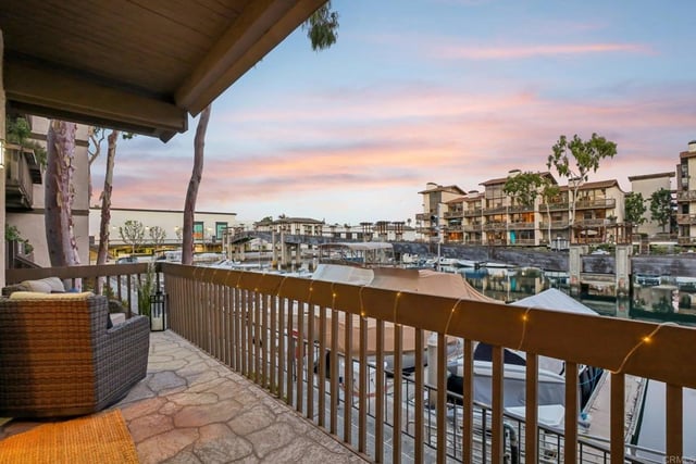 7126 Marina Pacifica Drive, Long Beach, CA 90803 — photo 3 of 74