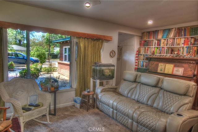 5314 Woodlake Avenue, Woodland Hills, CA 91367 — photo 7 of 10