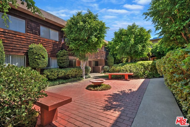 5403 Newcastle Avenue 19, Encino, CA 91316 — photo 43 of 43