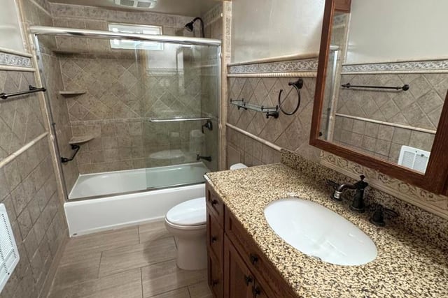 916 Poli Street, Ventura, CA 93001 — photo 10 of 25