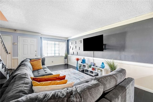 810 W Compton 16, Compton, CA 90220 — photo 4 of 7
