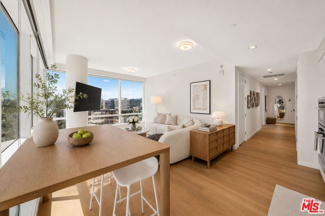 877 Francisco Street 1611, Los Angeles, CA 90017 — photo 3 of 20