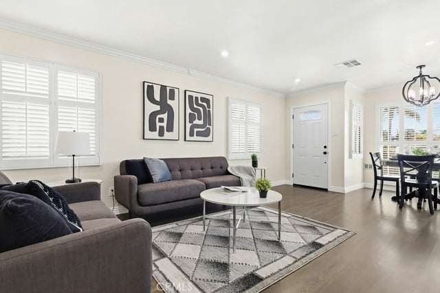 3133 Cedar Avenue, Long Beach, CA 90806 — photo 8 of 62