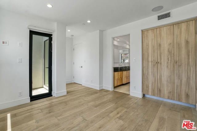 1445 1/4 N Martel Avenue, Los Angeles, CA 90046 — photo 10 of 16