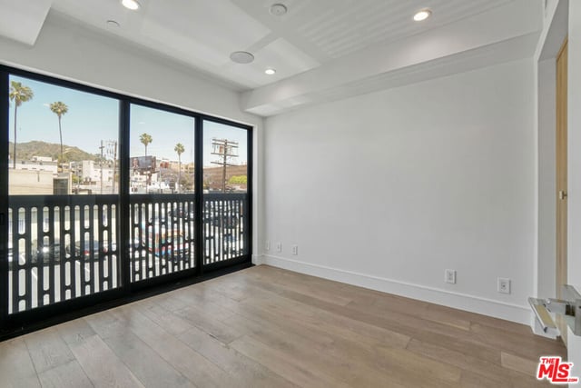 1445 1/4 N Martel Avenue, Los Angeles, CA 90046 — photo 9 of 16