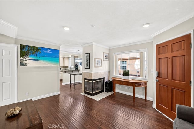 321 W. Queen St. Unit 8, Inglewood, CA 90301 — photo 9 of 27