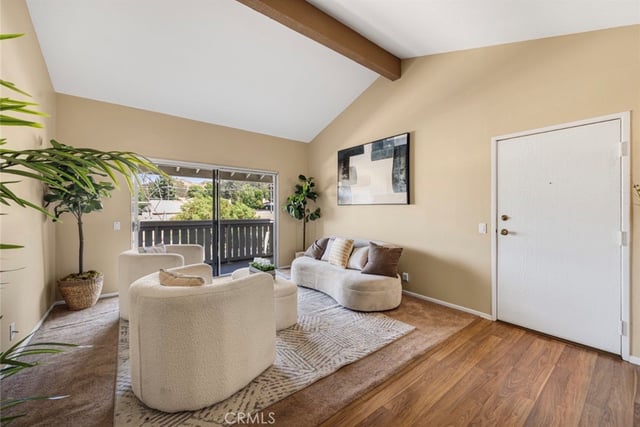 27618 Susan Beth Way Unit G, Saugus, CA 91350 — photo 3 of 27