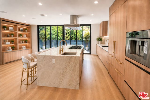 12518 W Sunset Boulevard, Los Angeles, CA 90049 — photo 7 of 26