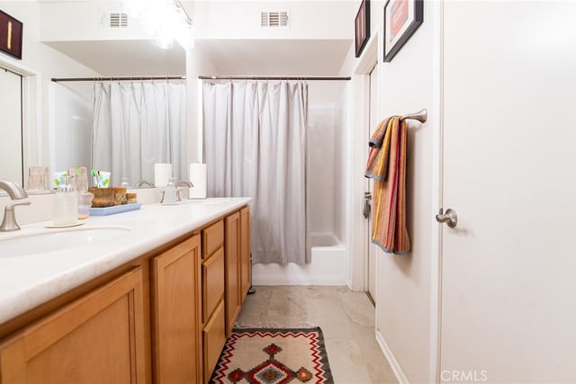 500 N Willowbrook Avenue F1, Compton, CA 90220 — photo 13 of 31