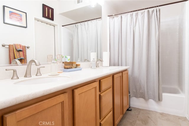 500 N Willowbrook Avenue F1, Compton, CA 90220 — photo 14 of 31
