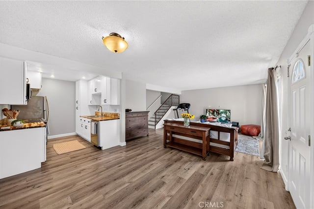 378 S Miraleste Dr Unit 431, San Pedro, CA 90732 — photo 6 of 33