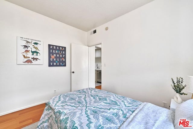 431 S Kingsley Drive 205, Los Angeles, CA 90020 — photo 20 of 42