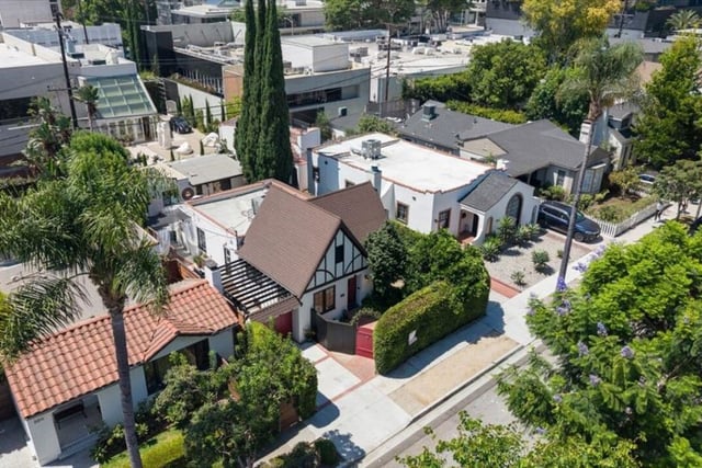 8818 Rosewood Avenue, West Hollywood, CA 90048 — photo 32 of 34