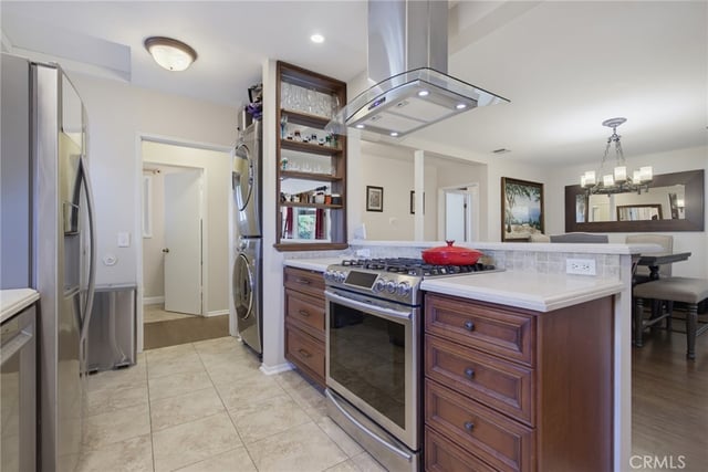 12520 Stagg Street, Los Angeles, CA 91605 — photo 20 of 33
