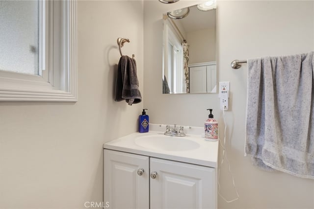 12520 Stagg Street, Los Angeles, CA 91605 — photo 22 of 33