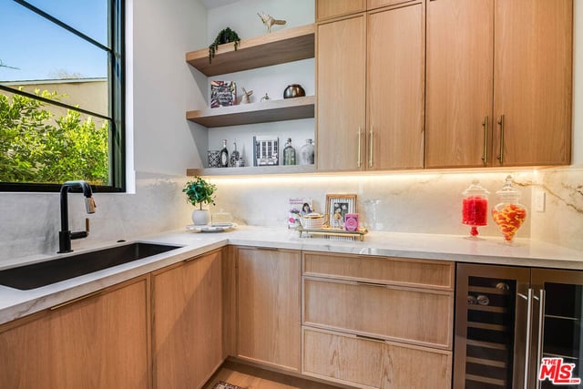 4925 Ledge Avenue, Toluca Lake, CA 91601 — photo 31 of 63