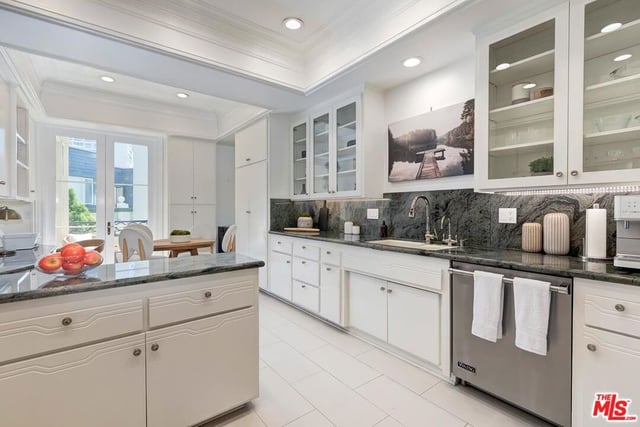 10110 Empyrean Way 301, Los Angeles, CA 90067 — photo 10 of 27
