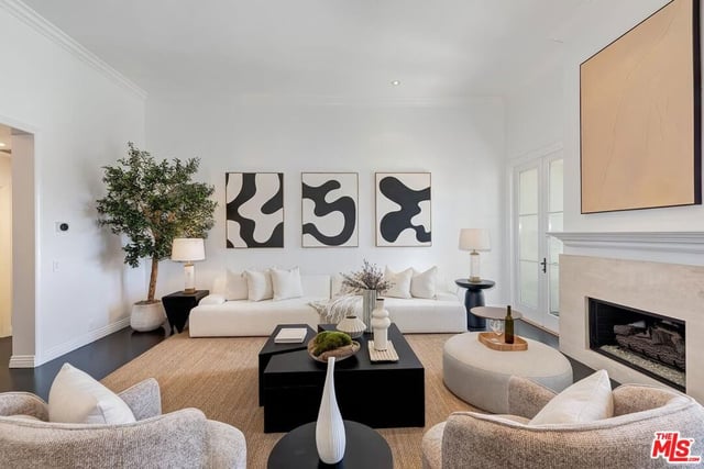 10110 Empyrean Way 301, Los Angeles, CA 90067 — photo 2 of 27