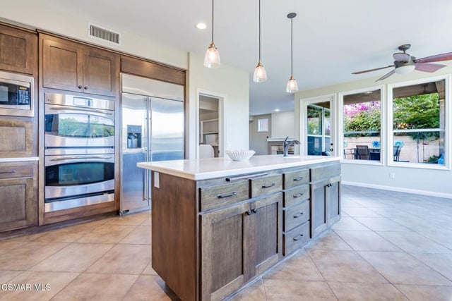 713 Twillin Court, Simi Valley, CA 93065 — photo 3 of 51