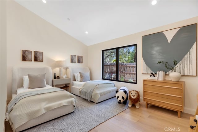 5200 Armida Drive, Woodland Hills, CA 91364 — photo 19 of 57