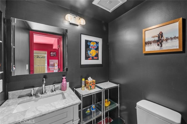 612 Wilcox Avenue, Los Angeles, CA 90004 — photo 12 of 44