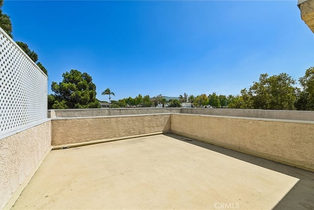 12321 Ocean Park Boulevard 14, Los Angeles, CA 90064 — photo 20 of 24