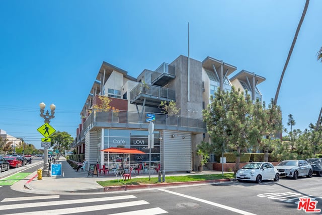 1912 Broadway 307, Santa Monica, CA 90404 — photo 3 of 26