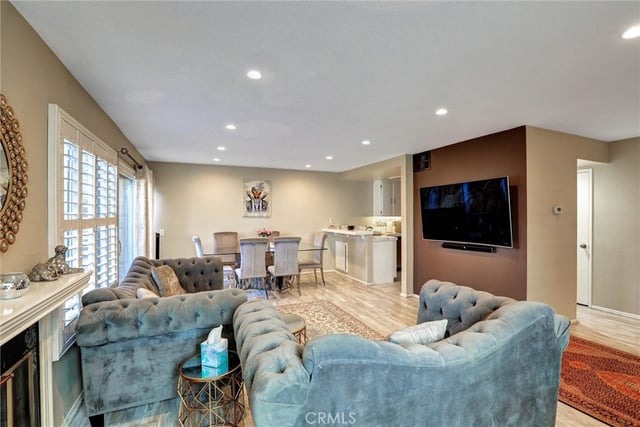 6543 Stoney View 4, Simi Valley, CA 93063 — photo 5 of 46