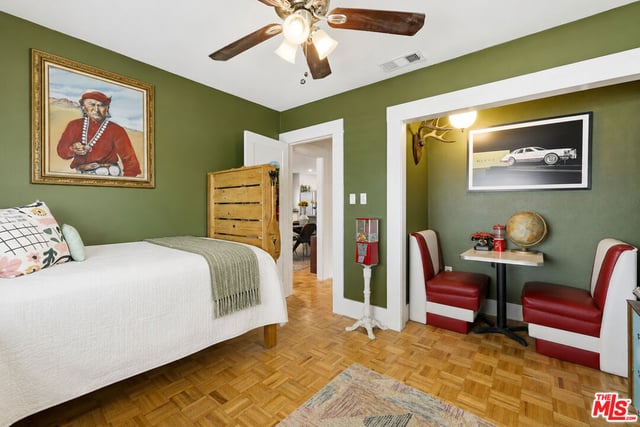 933 Walnut Avenue, Long Beach, CA 90813 — photo 12 of 26