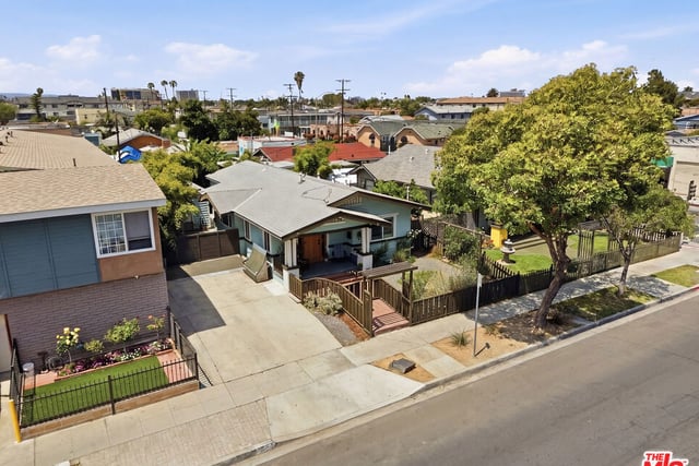 933 Walnut Avenue, Long Beach, CA 90813 — photo 24 of 26