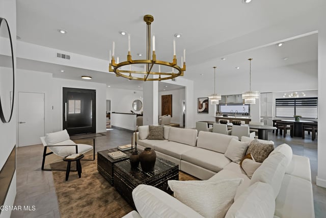 4400 Topanga Canyon Boulevard, Woodland Hills, CA 91364 — photo 11 of 51